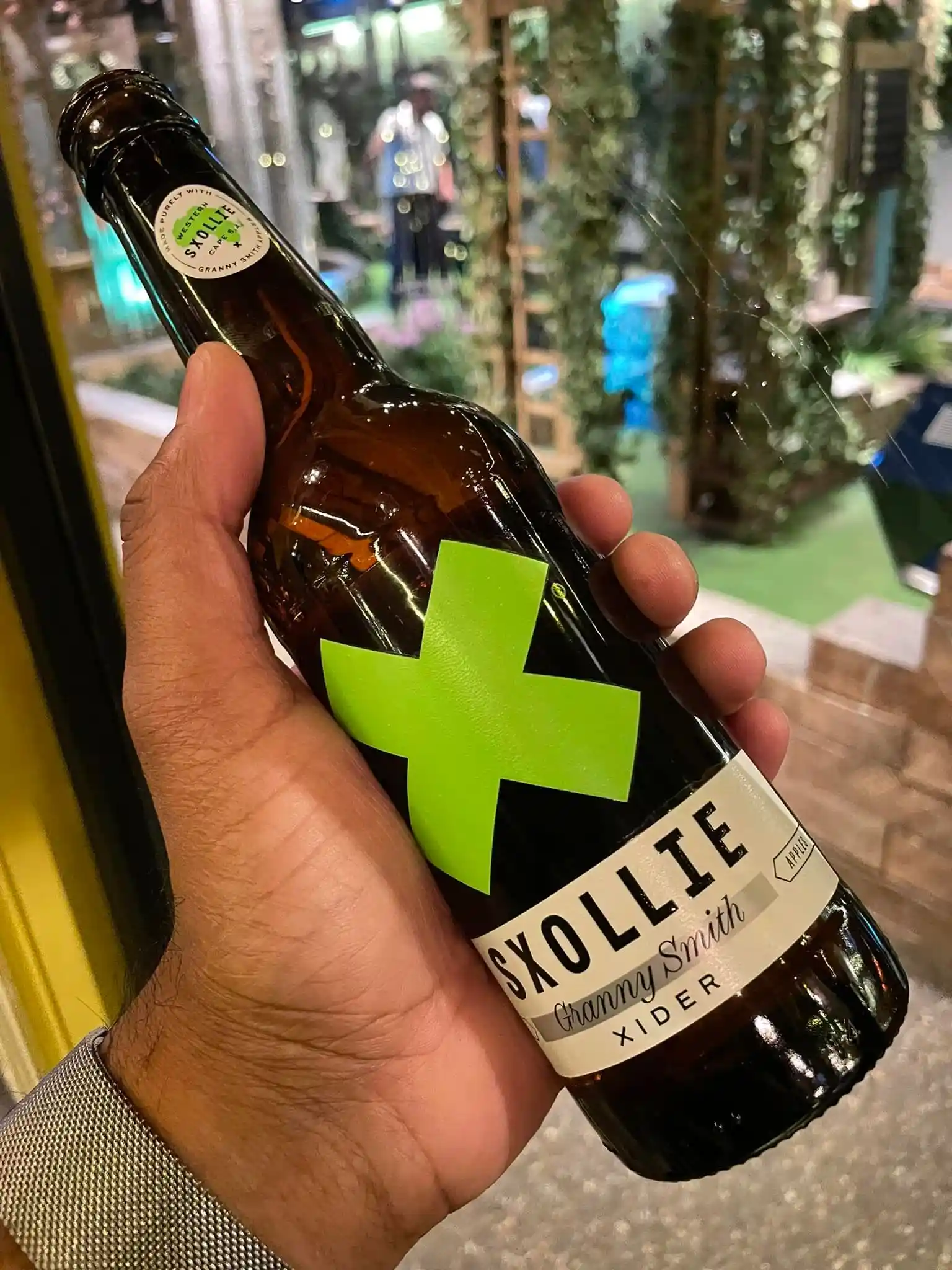 Sxollie Apple
